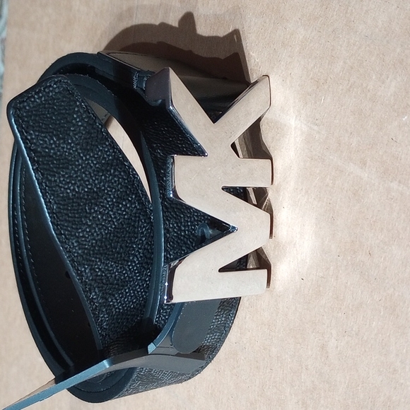 NEW MICHAEL KORS BLACK MONOGRAM PVC,SILVER TONE MK PLAQUE BUCKLE BELT - Picture 1 of 5